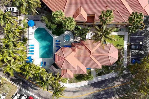Condominio en venta en Plantation, Florida, 3 dormitorios, 112.78 m2 № 1013574 - foto 23