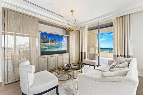 Condominio en venta en Miami Beach, Florida, 5 dormitorios, 708.84 m2 № 1215361 - foto 24