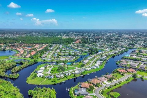 Casa en venta en North Port, Florida, 2 dormitorios, 142.33 m2 № 1320303 - foto 3