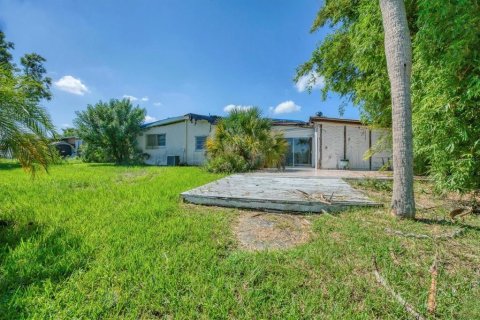 Casa en venta en North Port, Florida, 2 dormitorios, 142.33 m2 № 1320303 - foto 12