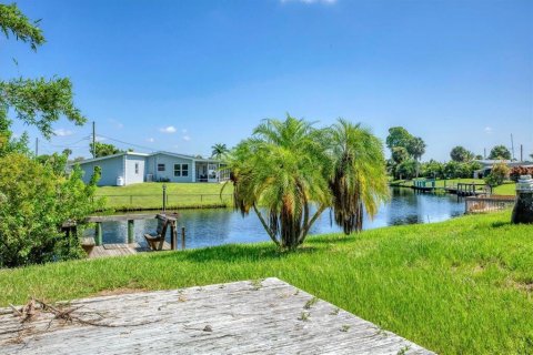 Casa en venta en North Port, Florida, 2 dormitorios, 142.33 m2 № 1320303 - foto 11