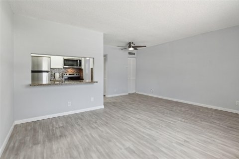 Copropriété à vendre à Fort Lauderdale, Floride: 1 chambre, 53.51 m2 № 1175312 - photo 10