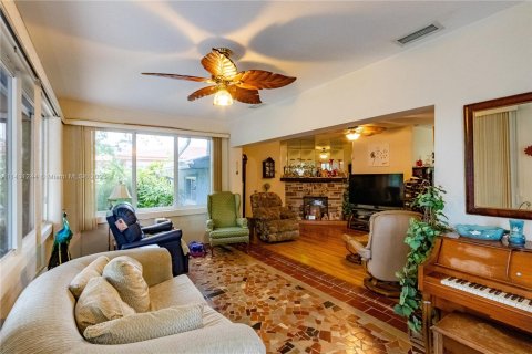 Casa en venta en Hollywood, Florida, 2 dormitorios, 128.67 m2 № 866000 - foto 13