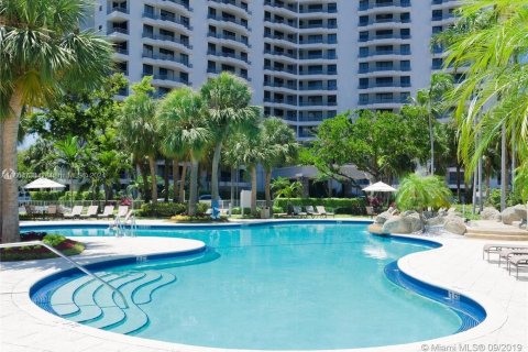 Copropriété à vendre à Aventura, Floride: 2 chambres, 105.63 m2 № 1376036 - photo 28