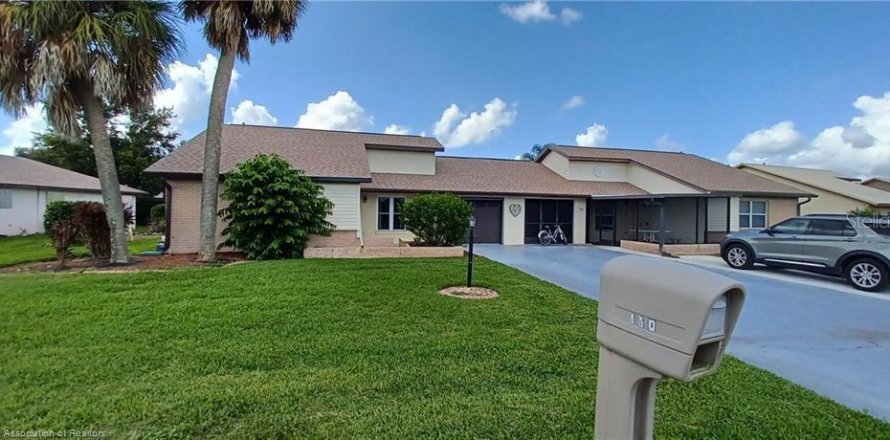 Duplex à Lake Placid, Floride 2 chambres, 111.48 m2 № 1337976