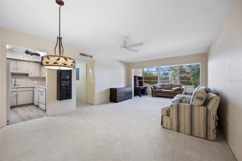Condominio en venta en Port Charlotte, Florida, 2 dormitorios, 85.38 m2 № 859083 - foto 2