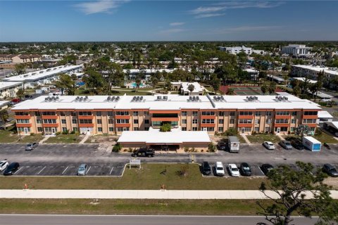 Condominio en venta en Port Charlotte, Florida, 2 dormitorios, 85.38 m2 № 859083 - foto 20