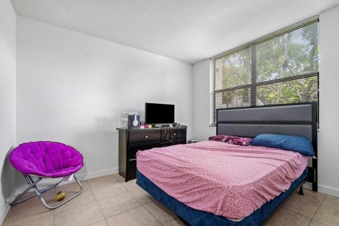 Condo in Deerfield Beach, Florida, 2 bedrooms  № 1217398 - photo 6