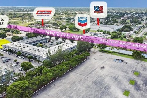 Propiedad comercial en venta en Miami Gardens, Florida № 1351836 - foto 3