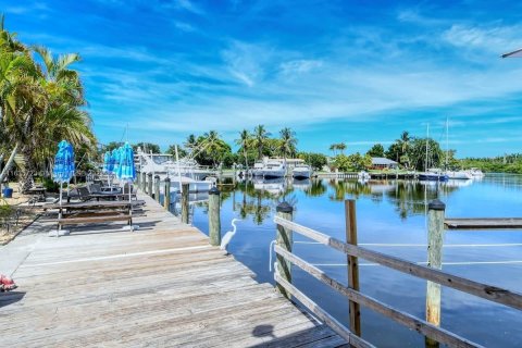 Hotel en venta en Bradenton, Florida, 1 dormitorio № 1319223 - foto 15