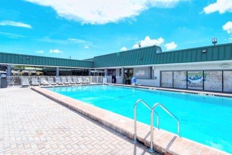 Hotel in Bradenton, Florida 1 bedroom № 1319223 - photo 22