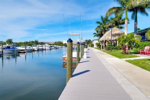 Hotel in Bradenton, Florida 1 bedroom № 1319223 - photo 11