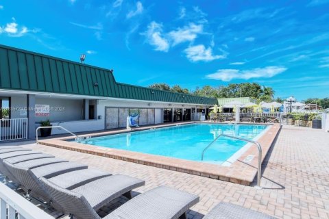 Hotel in Bradenton, Florida 1 bedroom № 1319223 - photo 19