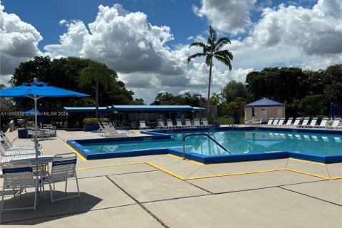 Condominio en venta en Sunrise, Florida, 2 dormitorios, 78.97 m2 № 1188349 - foto 27