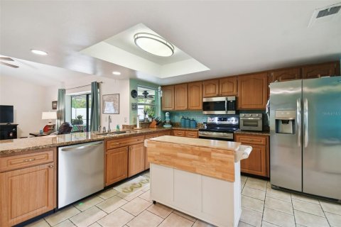 Casa en venta en Tampa, Florida, 4 dormitorios, 178.74 m2 № 1089367 - foto 7
