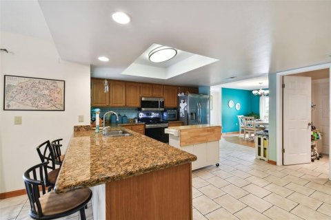 Casa en venta en Tampa, Florida, 4 dormitorios, 178.74 m2 № 1089367 - foto 9