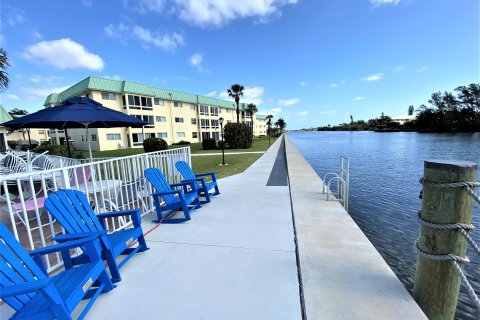 Condominio en venta en Boynton Beach, Florida, 1 dormitorio, 88.26 m2 № 1146300 - foto 18