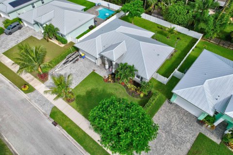 Купить виллу или дом в Хоб-Саунд, Флорида 3 спальни, 163.79м2, № 1146301 - фото 4