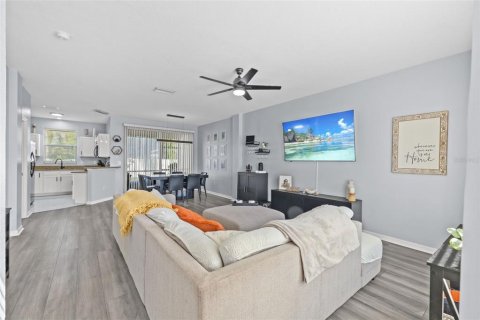 Touwnhouse à vendre à Tampa, Floride: 2 chambres, 116.31 m2 № 1403407 - photo 4