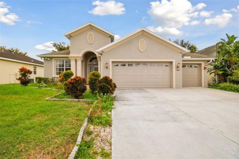 House in Land O' Lakes, Florida 4 bedrooms, 248.61 sq.m. № 1361337 - photo 2