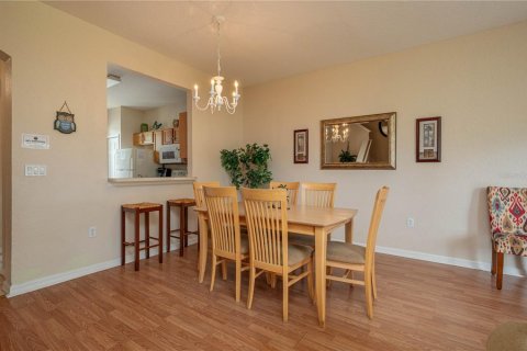 Townhouse in Davenport, Florida 3 bedrooms, 135.36 sq.m. № 1337251 - photo 6