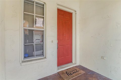 Townhouse in Tampa, Florida 3 bedrooms, 173.54 sq.m. № 1337217 - photo 5