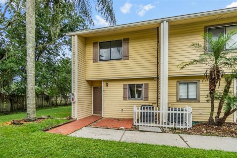 Condo in Land O' Lakes, Florida, 2 bedrooms  № 1338051 - photo 2