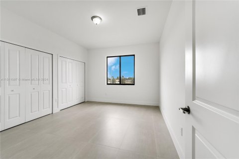 Casa en venta en Sweetwater, Florida, 4 dormitorios, 271.27 m2 № 942779 - foto 21