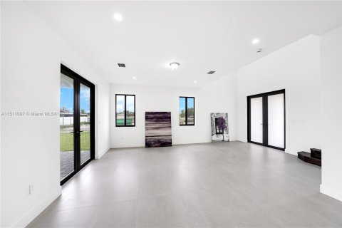Casa en venta en Sweetwater, Florida, 4 dormitorios, 271.27 m2 № 942779 - foto 3
