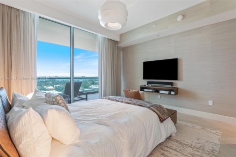 Condominio en venta en Bal Harbour, Florida, 3 dormitorios, 370.87 m2 № 1154938 - foto 22
