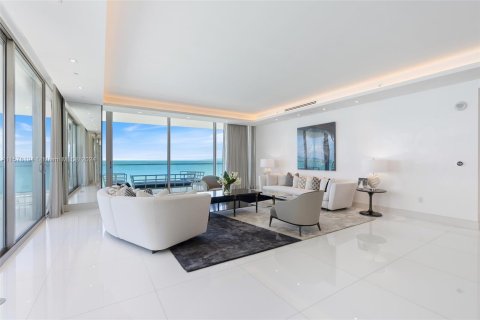 Condominio en venta en Bal Harbour, Florida, 3 dormitorios, 370.87 m2 № 1154938 - foto 3