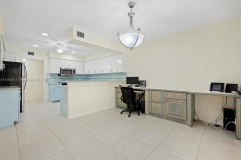 Condo in Jupiter, Florida, 3 bedrooms  № 1171963 - photo 13