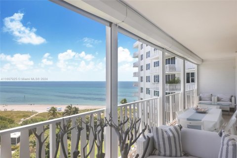 Copropriété à vendre à Key Biscayne, Floride: 2 chambres, 122.63 m2 № 1237834 - photo 18