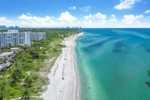 Copropriété à vendre à Key Biscayne, Floride: 2 chambres, 122.63 m2 № 1237834 - photo 23