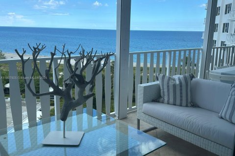 Copropriété à vendre à Key Biscayne, Floride: 2 chambres, 122.63 m2 № 1237834 - photo 16