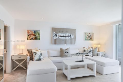 Condo in Key Biscayne, Florida, 2 bedrooms  № 1237834 - photo 9