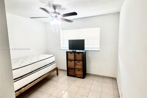 Condo in Dania Beach, Florida, 2 bedrooms  № 1233983 - photo 6