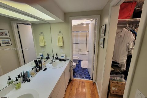 Adosado en venta en South Miami, Florida, 3 dormitorios, 204.38 m2 № 1288845 - foto 11