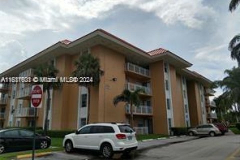 Condominio en venta en Plantation, Florida, 1 dormitorio, 61.78 m2 № 1292147 - foto 8