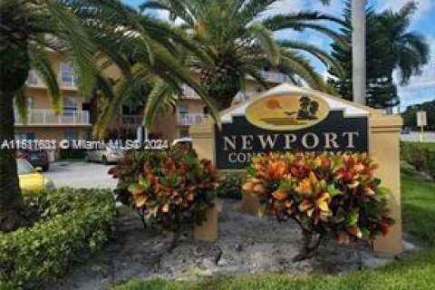 Condominio en venta en Plantation, Florida, 1 dormitorio, 61.78 m2 № 1292147 - foto 1