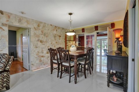 Casa en venta en Southwest Ranches, Florida, 3 dormitorios, 239.5 m2 № 1293578 - foto 24