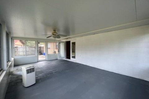 Villa ou maison à louer à Jacksonville, Floride: 3 chambres, 152.92 m2 № 832256 - photo 21