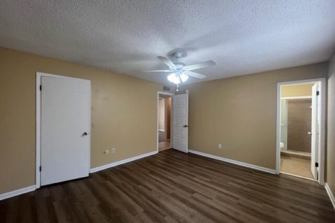 Villa ou maison à louer à Jacksonville, Floride: 3 chambres, 152.92 m2 № 832256 - photo 27