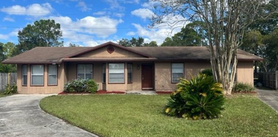 House in Jacksonville, Florida 3 bedrooms, 152.92 sq.m. № 832256