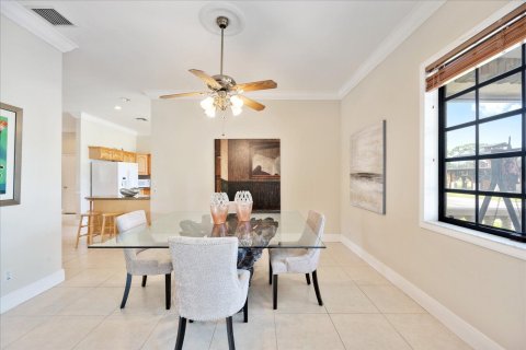 Villa ou maison à vendre à Loxahatchee Groves, Floride: 4 chambres, 348.29 m2 № 62362 - photo 16