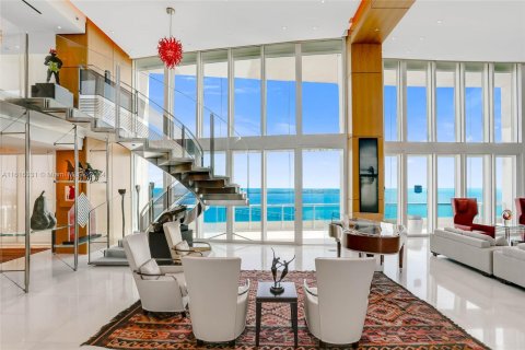 Copropriété à vendre à Miami, Floride: 4 chambres, 929.02 m2 № 1237478 - photo 2