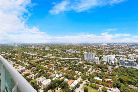 Copropriété à vendre à Miami, Floride: 4 chambres, 929.02 m2 № 1237478 - photo 12