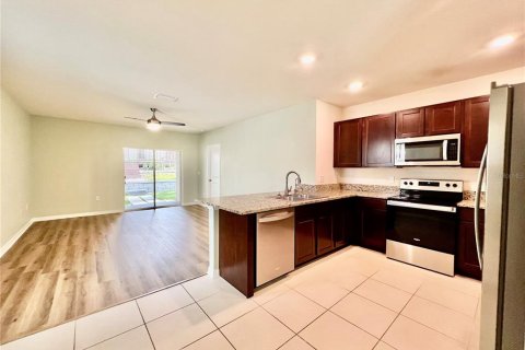 Villa ou maison à louer à Tampa, Floride: 3 chambres, 140.84 m2 № 1373094 - photo 6