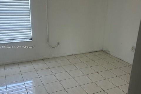 Condo in Miami, Florida, 2 bedrooms  № 1353953 - photo 6