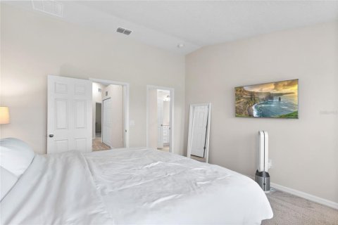 Townhouse in Orlando, Florida 3 bedrooms, 168.9 sq.m. № 1355842 - photo 16